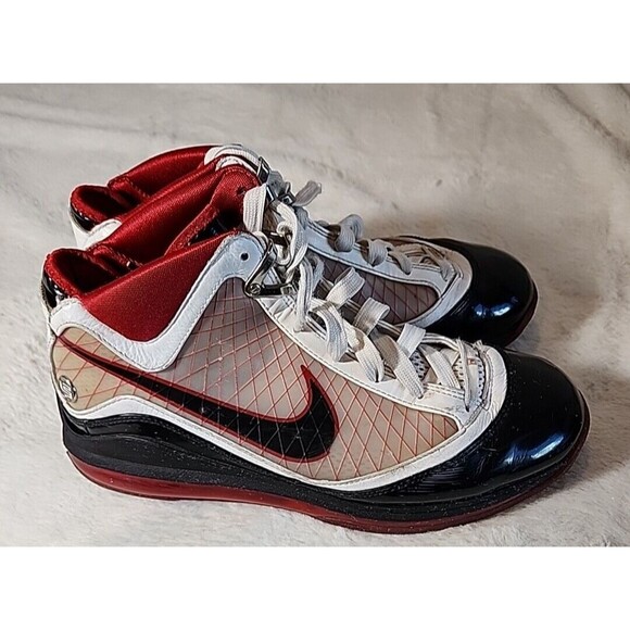 Nike Shoes MENS 10 Air Max Lebron VII Chicago Bred 375664-102 MVP White Red Blck